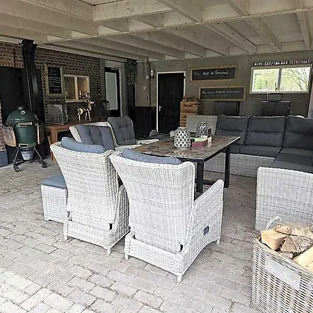 Bed and Breakfast Veenemaat 3*