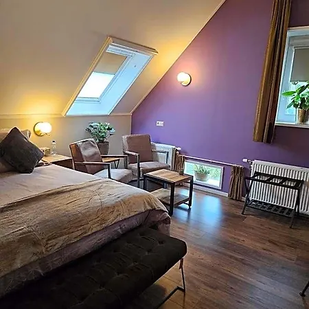 Veenemaat Bed and Breakfast 3*